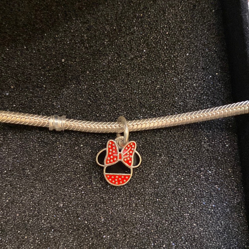 Pandora Disney Minnie Mouse Dangle Charm